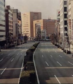 Tokio: Ayer ciudad populosa… hoy, con calles fantasmas