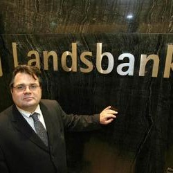 Islandia levantándose por sobre el sistema…