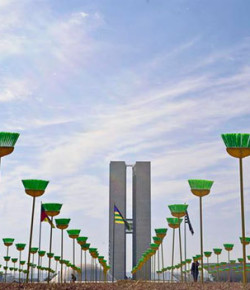 Los brasileros pretenden «barrer» la corrupción existente en el gobierno