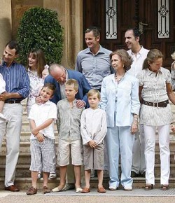 Monarquía española en picada