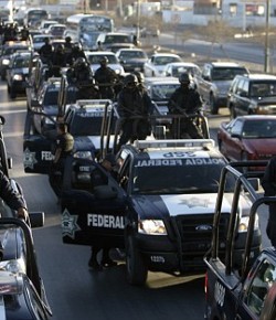 México bajo amenaza narco… pretexto oportuno para la intervención de los «protectores del mundo» (NOW)