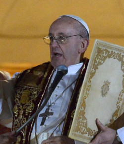 El Papa Negro, el Rayo, la Gaviota y los Números del Fin del Mundo.