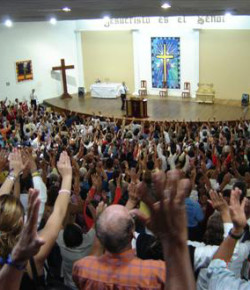 «PENTECOSTALES CATÓLICOS» es el diseño estratégico del catolicismo contra el evangelicalismo