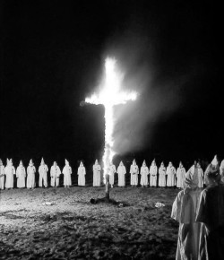 Pastor se suicida para mostrar su rechazo al racismo