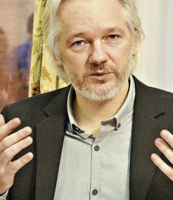 EE.UU. apoya los fondos especulativos contra Argentina para “sentar un precedente”,… así lo afirmó Julian Assange