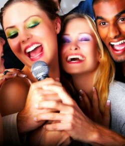 ¡Si quieres aprender otro idioma, ponte a cantar!