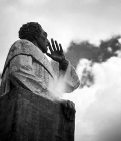Hay profetas y… ¡Ay, profetas! (Por Laura Arco)