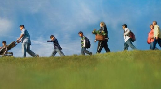Objetivo Divino: Hijos de Caminar Erguido