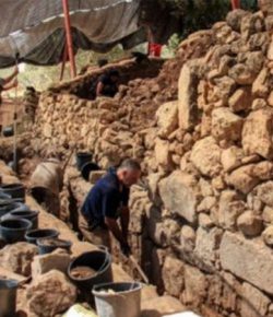 Arqueólogos descubren lugar bíblico y famoso donde apareció Cristo Resucitado